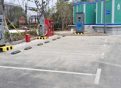 光儲(chǔ)結(jié)合的電動(dòng)車充電模式(圖1)